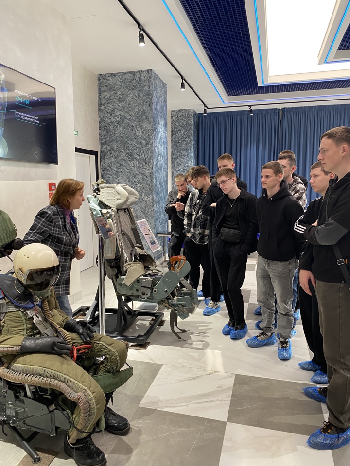 Знакомство студентов с историей предприятия