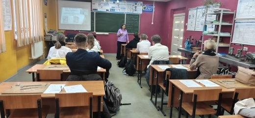 Знакомство школьников с профессиональной деятельностью